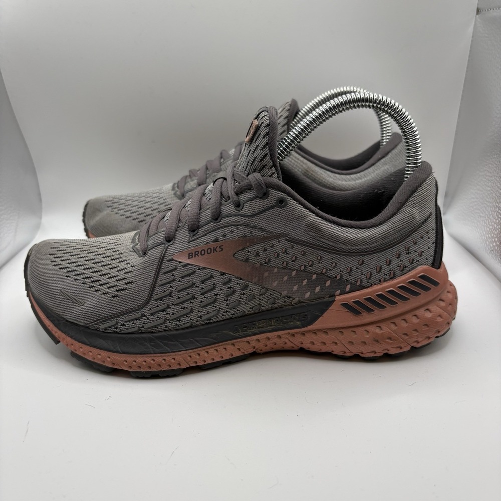 Brooks Adrenaline GTS 21 Woman's Sz 8 Low Top Running Sneakers Gray 1203291B083